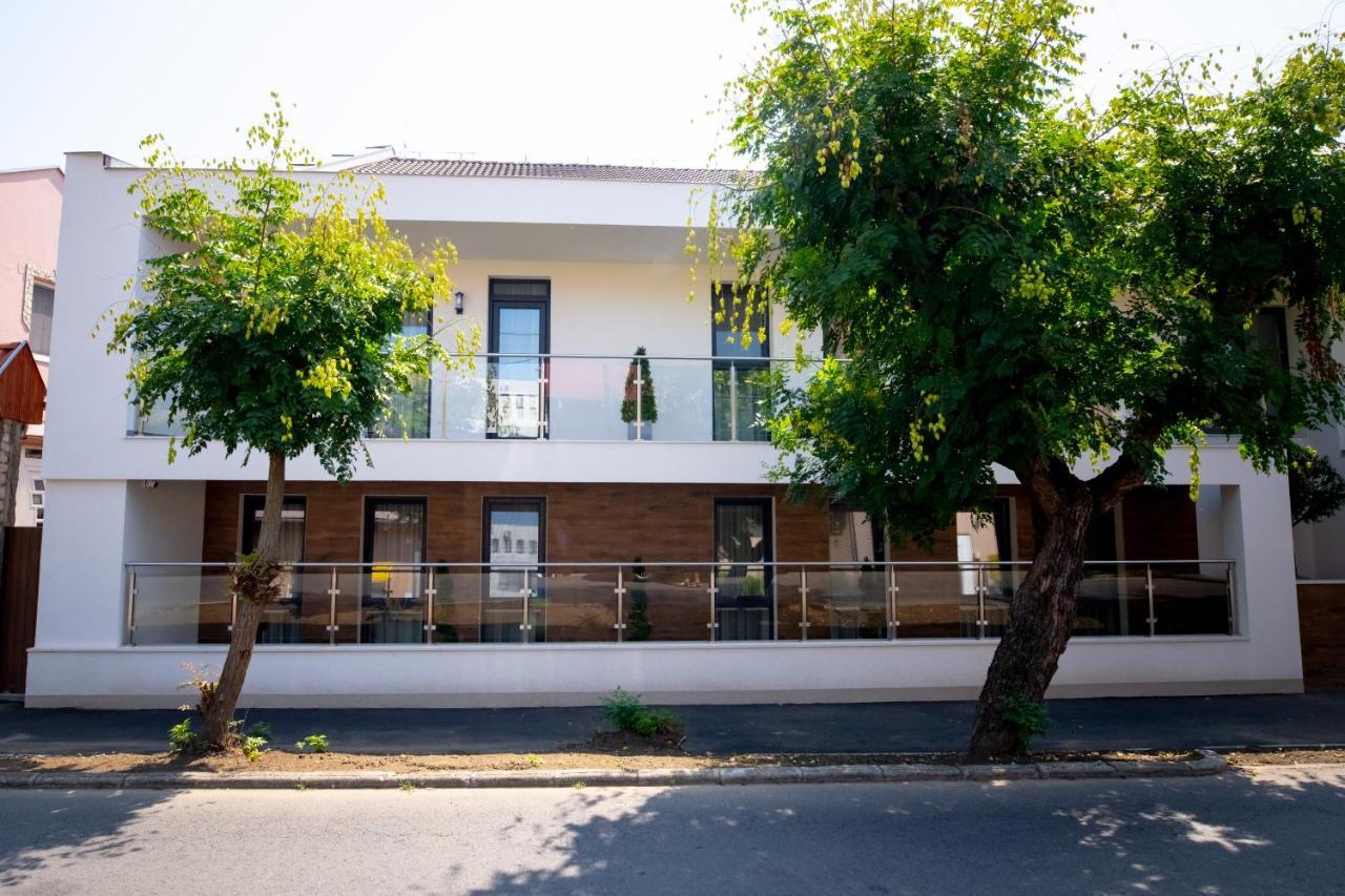 Elixir Panzio Bed & Breakfast นีย์รบาตอร์ ภายนอก รูปภาพ