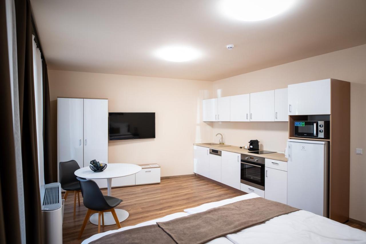 Elixir Panzio Bed & Breakfast นีย์รบาตอร์ ภายนอก รูปภาพ