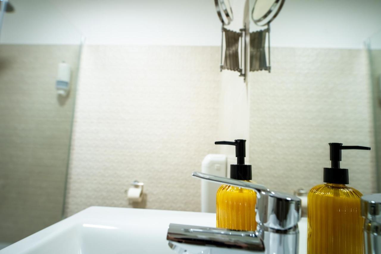 Elixir Panzio Bed & Breakfast นีย์รบาตอร์ ภายนอก รูปภาพ